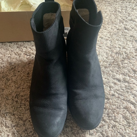UGG Indra boot black size 8.5 - Picture 4 of 10